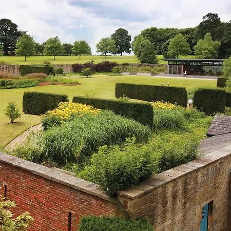 بيت للعطل Stable At Broughton Sanctuary *